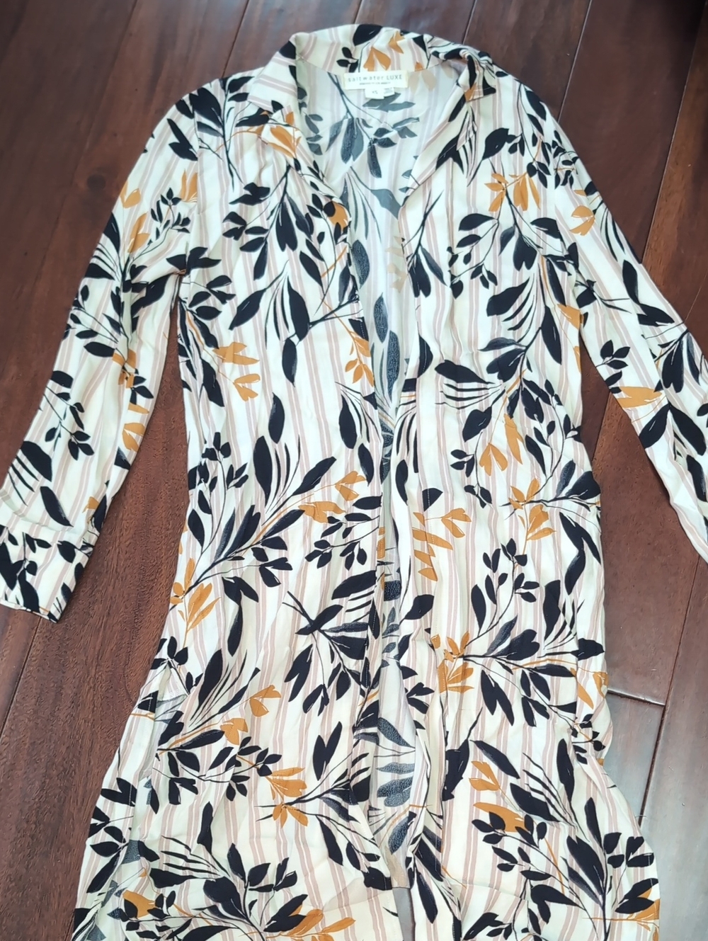 🌸3/$25🌸 saltwater LUXE White Floral-Long Tunic with Mustard & Black Leaves